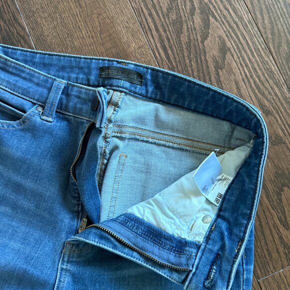 Uniqlo Skinny Jeans - Picture 2 of 4